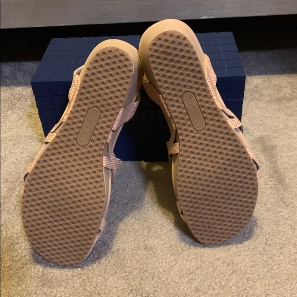 BareTraps Reverie Sandals NWOT - Picture 4 of 4